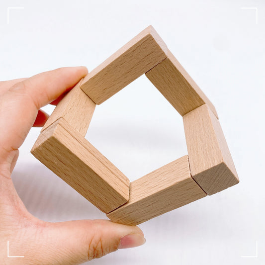 Drewniany stojak na kulę